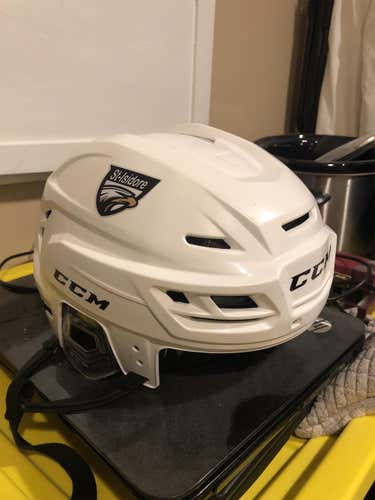 St-Isidore CCM Tacks110 Pro Stock Helmet