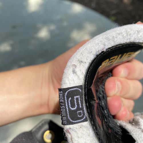 Used Bauer Supreme S190 Regular Width Size 5 Hockey Goalie Skates