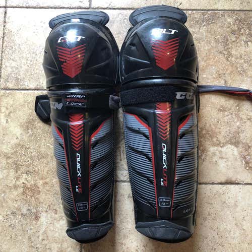 Used CCM QuickLite Shin Pads