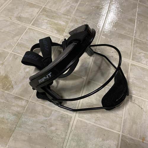 RIP IT BLACK FACE GUARD (YOUTH)