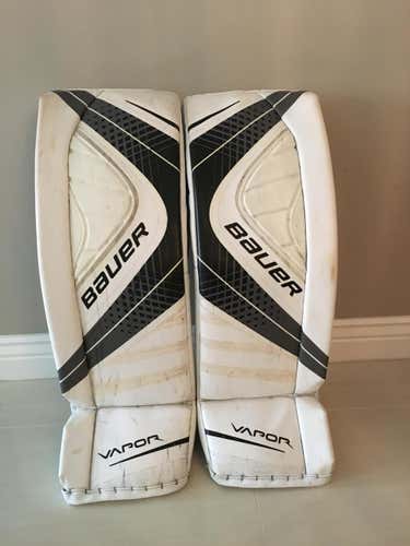 White/black Senior Used 35" Bauer Vapor X900 Goalie Leg Pads /w Pro Goalie Laces