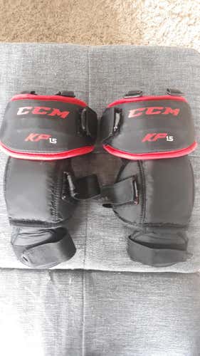 CCM Knee Pads KP1.5 Jr Size
