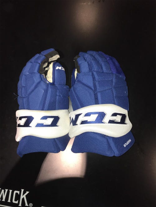 Toronto Maple Leafs Game Worn Gloves