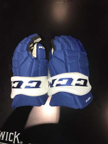 Toronto Maple Leafs Game Worn Gloves