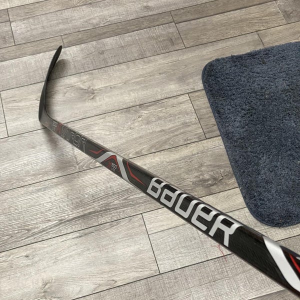 BRAND NEW Left Handed Vapor X900 Lite Hockey Stick