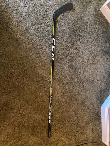 Used Right Handed Super Tacks 2.0 Mid Pattern  Hockey Stick