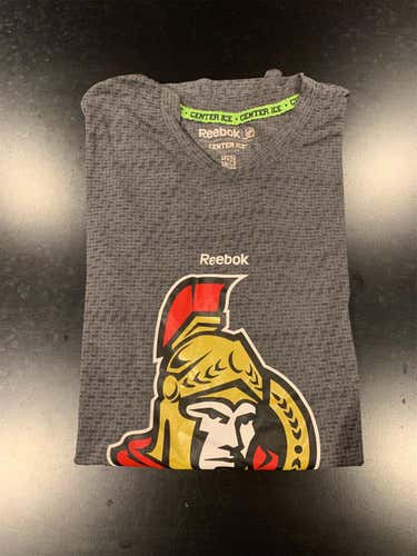 Ottawa Senators Adult XL Reebok Shirt