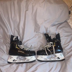 Used Bauer Supreme 2S Pro Regular Width Pro Stock Size 11 Hockey Skates