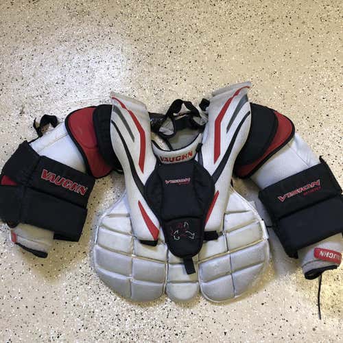Used Small Vaughn Vision 9500 Goalie Chest Protector