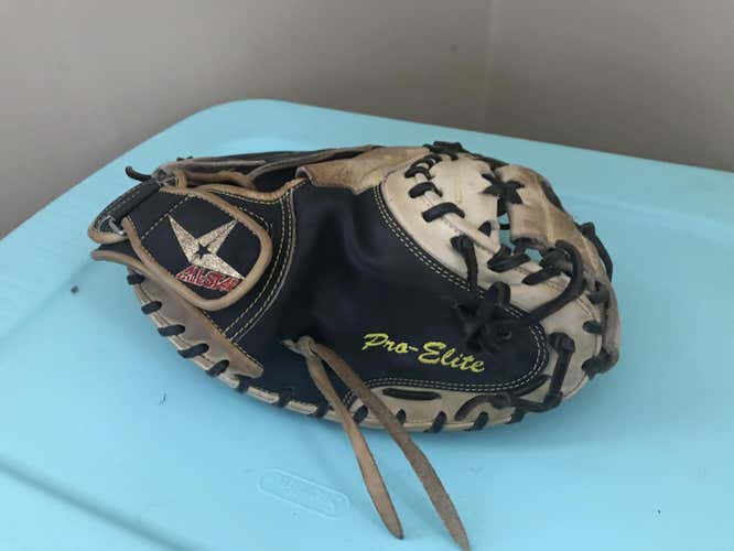 All Star CM3000SBT Catcher's Mitt 33.5"