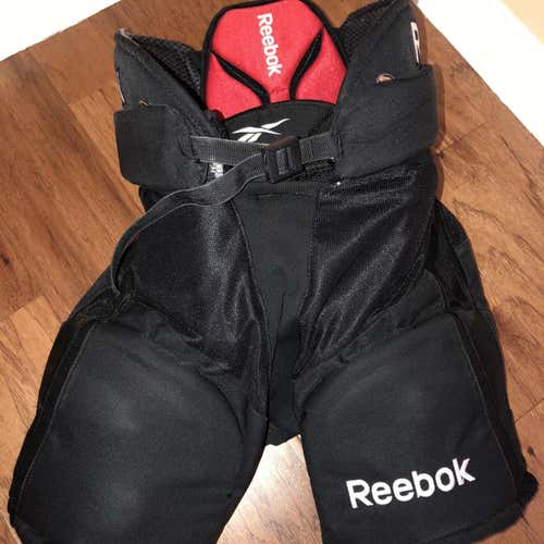 Black Used Medium Reebok 18K  Hockey Pants