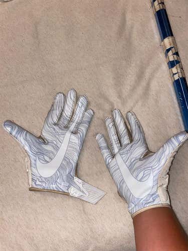 Used Nike Vapor Jet Gloves
