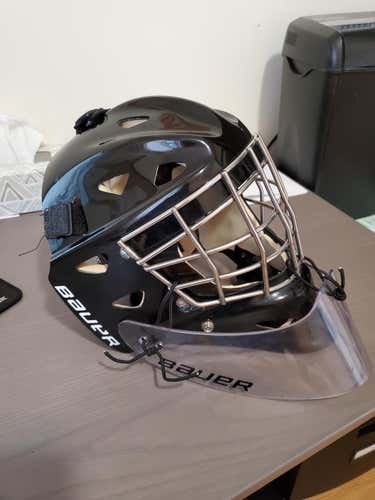 Black Senior Used Bauer Goalie Mask