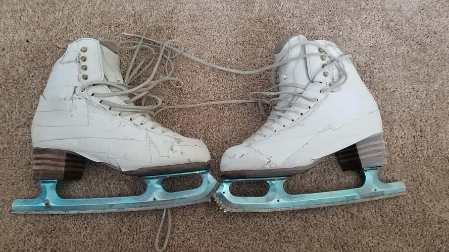 Used Jackson 5200 Figure Skates Size 8C with custom Turquoise Paramount Blades