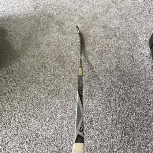 Used RH Bauer S170 P88 102 flex Stick