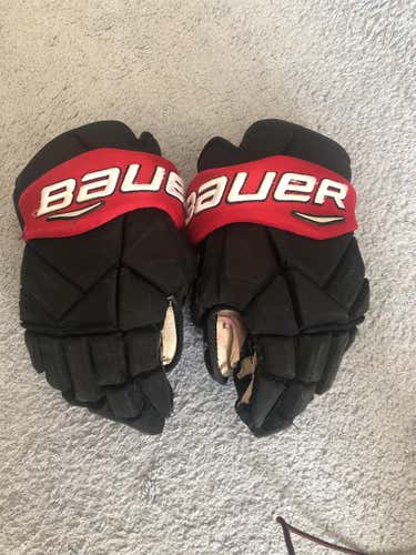 Huskies Bauer Vapor 1X Pro 15" Pro Stock Hockey Gloves