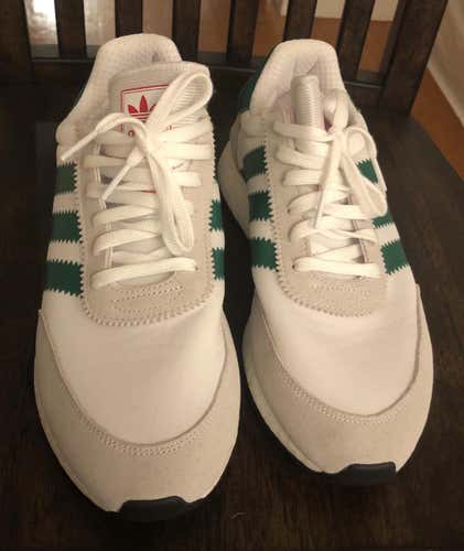 Size 10 Adidas I-5923