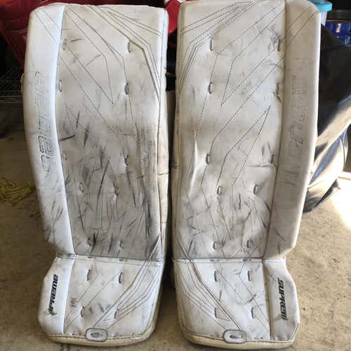 White Used 28" Bauer Supreme one70 Pads