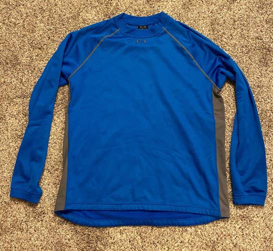Blue Men's Medium Oakley Sweatshirt