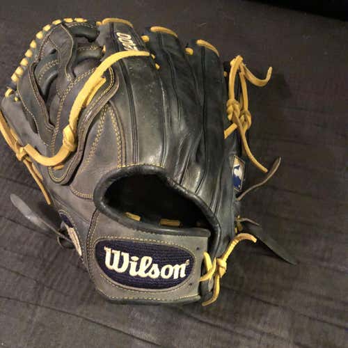 Blue Used Outfield A2000 12.75" Baseball Glove