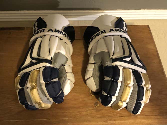 New Team Issued Notre Dame BioFit Gloves - Under Armour - Large