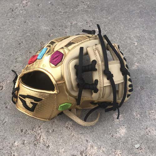 Goin Yard Gloves Collector’s Series.  Avengers End Game Limited Run.  11.5 Right Throw.