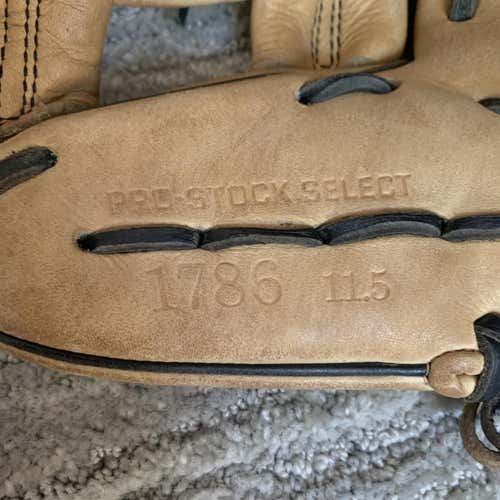 Brown Used Infield A2K 11.5" Baseball Glove