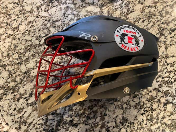 Black Used Adult Cascade R Helmet