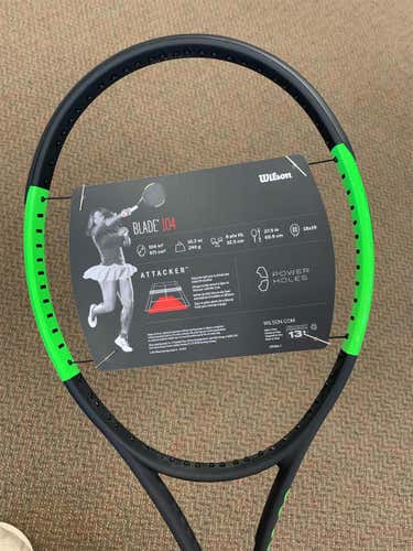 Wilson Blade 104 4 1/8 Grip