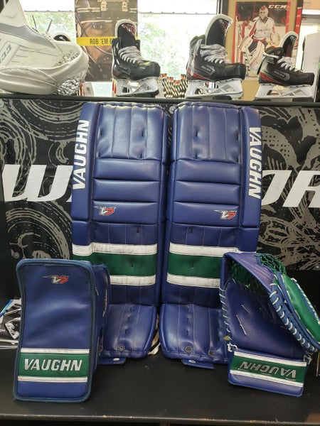 Blue Used Senior 34" +2 Vaughn Regular Velocity V7 Pro V Elite Goalie Full Set Pro Stock