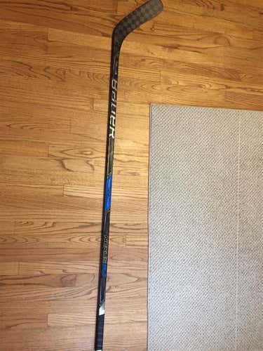 Used Right Handed Nexus 1N   Hockey Stick