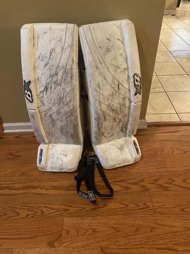 Used Intermediate 32" + 1  Brian's GNETIK Goalie Leg Pads