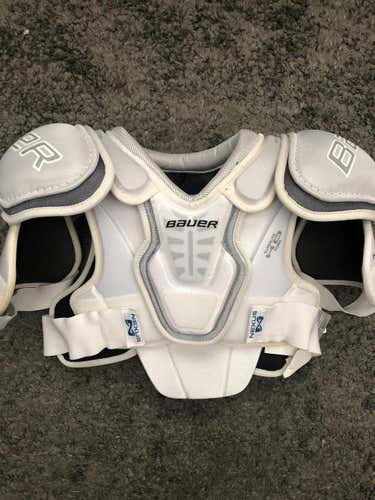 New Bauer Nexus 600 Shoulder Pads Senior Small