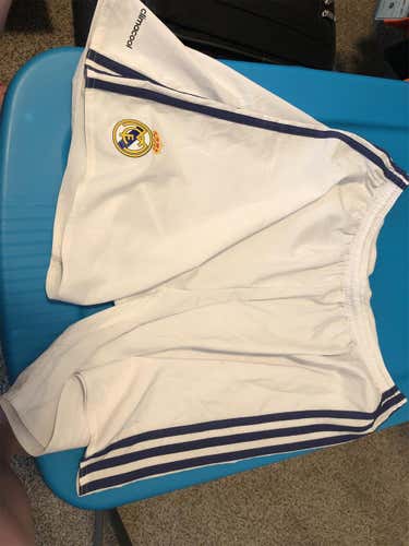 Real Madrid White Men's XL Adidas Shorts
