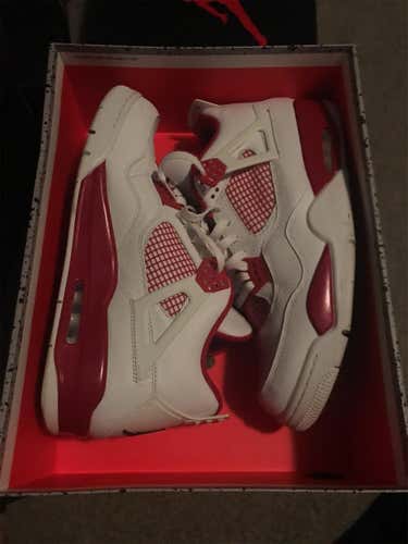 Air Jordan Retro 4 Shoes