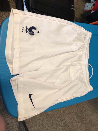 White Men's XL Nike Shorts