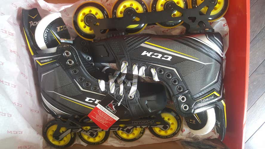 New CCM 9090R  Inline Skates Size 6.5