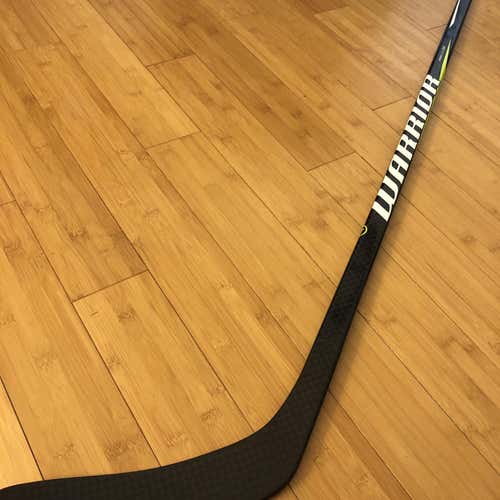 New Erik Karlsson Alpha QX Right Hand Toe Pattern 85 Flex Pro Stock Hockey Stick