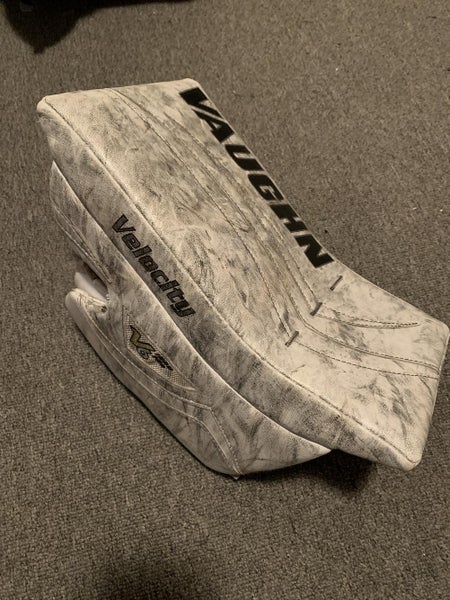 White Senior Used Vaughn Regular V6 2000 Pro