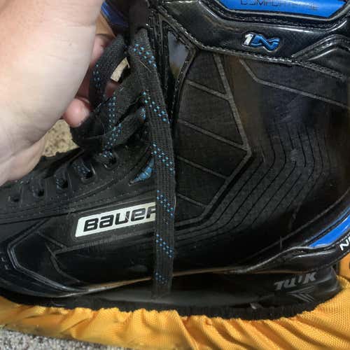 Used Bauer Nexus 1N Wide Width  Size 11 Hockey Skates
