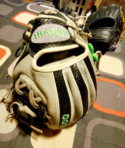 April 2019 Glove of the month ;  Infield A2000 1786 Baseball Glove 11.5"