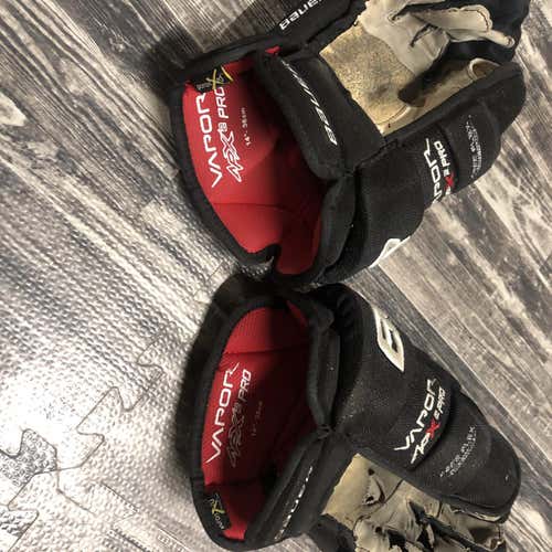 Used Bauer APX Pro 14" Gloves