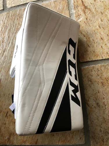 Senior New CCM Full Right Extreme Flex III E3.5