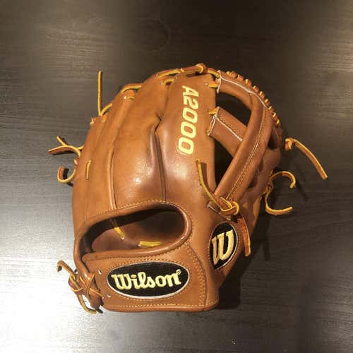 Wilson A2000 9.5” Training Glove