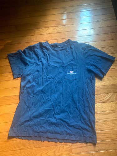 Men’s Medium Navy Maryland vineyard Vines Tee