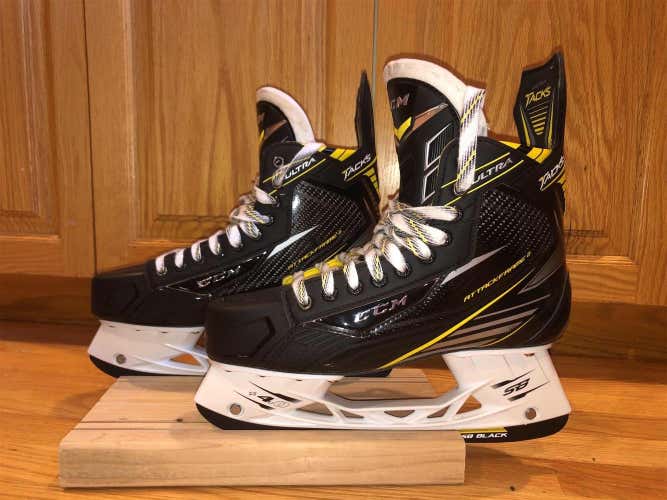 Used CCM Ultra Tacks Extra Wide Width  Size 10.5 Hockey Skates