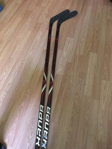 2 Right Handed Vapor 1X Lite Hockey Sticks