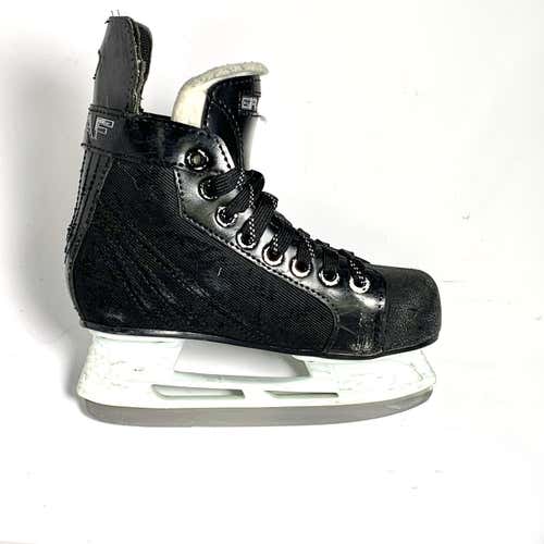 USED Graf Supra G135S Youth Hockey Skate Size 12C