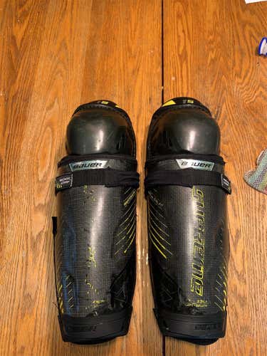 Used Bauer Supreme 1S Shin Pads