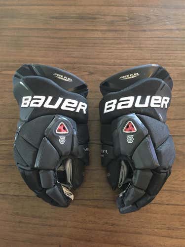 Black Used Bauer Vapor X60 15"  Gloves